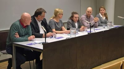 Paneldebatt om rasism i valrörelsen 2015.