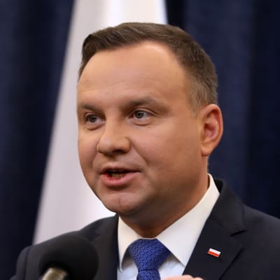 Polens president Andrzej Duda höll en presskonferens i presidentpalatset i Warszawa på tisdagen 6.2.2018.
