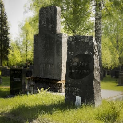 Selly Aallon hauta Jyväskylän vanhalla hautausmaalla. 