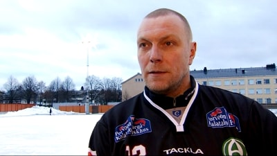 Akilles bandys målvaktstränare Magnus Gustavsson
