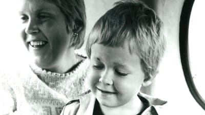 Marcus Rosenlund och hans mamma Iris. 