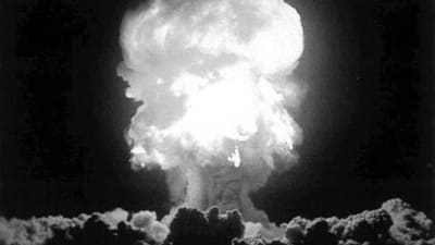 Bild på en exploderande atombomb.