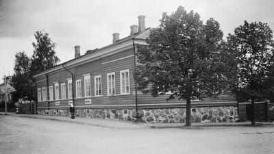 Runebergshem. svartvit bild tagen år 1909