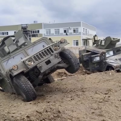 Venäjän puolustusministeriön kuvaa Belgorodin iskuissa käytetyistä panssaroiduista ajoneuvoista.