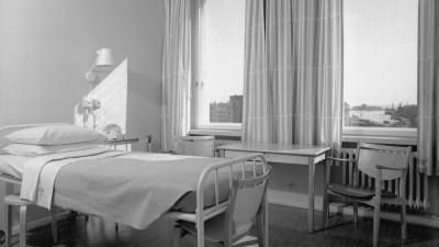 Sjukhussäng, 1953