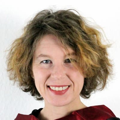 Porträtt av den teoretiska fysikern Sabine Hossenfelder.