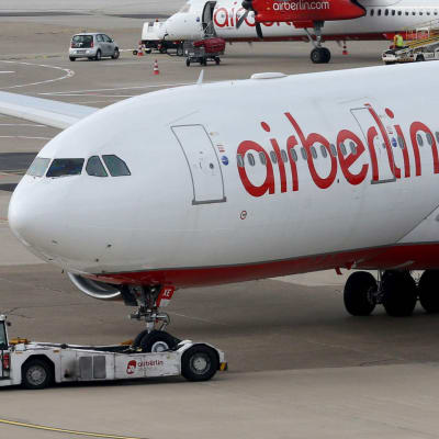 Air Berlins flygplan i Düsseldorf, Tyskland.