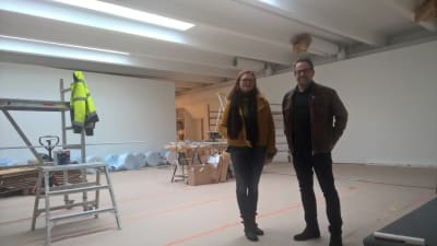 Magdalena Åberg och Thomas Nyqvist i konsthallen Kohta.