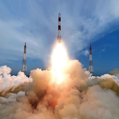 Indien har länge haft ett eget rymdprogram som bland annat har utvecklat kapacitet att skjuta upp satelliter i rymden
