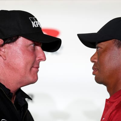 Tiger Woods ja Phil Mickelson kasvot vastakkain.