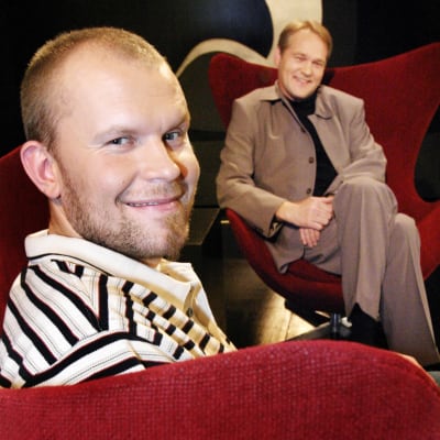 Jere Karalahti Timo Seppäsen haastateltavana Persona non grata -ohjelmassa 2003