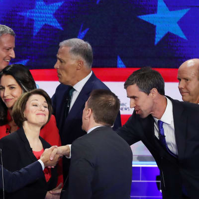 Demokrater under den första nomineringsdebatten.  Miami, Florida  26.6.2019 
