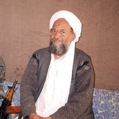 Ayman al-Zawahiri på ett foto daterat den 8 november 2001, efter attackerna den 11 september, i ett gömställe i Afghanistan. 