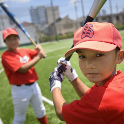 Baseball on Japanin suosituin laji. Sugijyu Fightersin pelaajat sanovat, että toveruus on tärkeää.