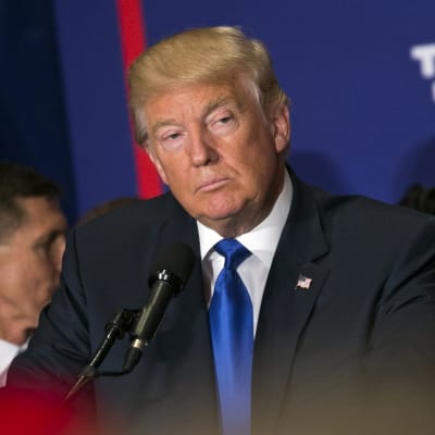 Donald Trump kampanjatilaisuudessaan uudessa Trump International -hotellissa Washington D.C.:ssa 16.9.2016. 