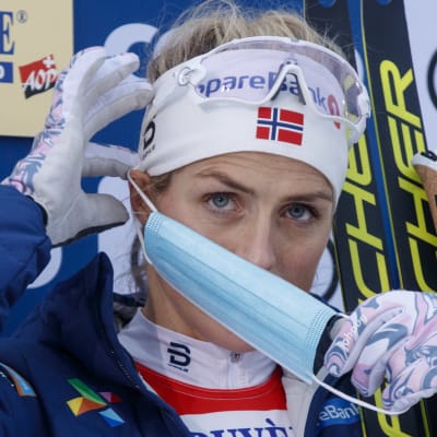 Therese Johaug efter målgång.