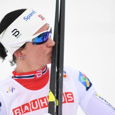 Marit Björgen hade perfekta skidor på 10 kilometer.