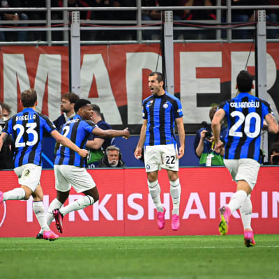 Inter firar efter mål.