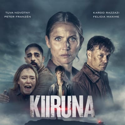 Fem skådespelare som ser rädda eller beslutsamma ut på planschen till katatstroffilmen Kiruna - Avgrunden.
