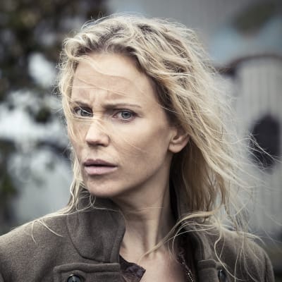 Sofia Helin som Saga Norén i tv-serien Bron. 