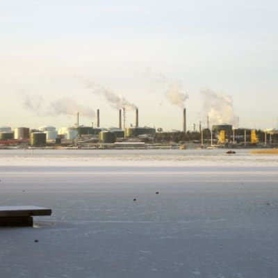 Oljeraffinaderiet i Sköldvik