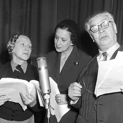 Den stora rollen spelas in 1954. Fr.v. Elsa Nyström, regissören Kerstin Nylander och Axel Slangus