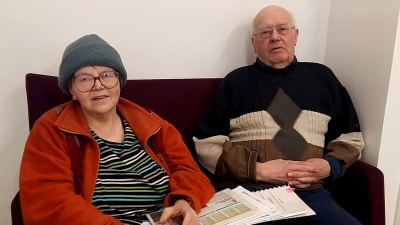Kaarina Nazarenko och Odin Sjöholm från Sibbo namnkommitté.