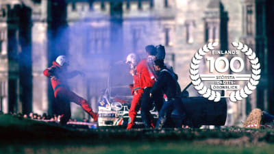Carlos Sainz bil brinner i Margam Park 1998.