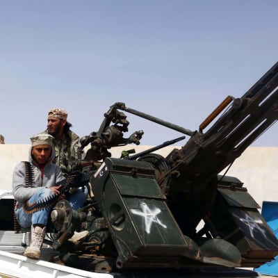 libyska soldater förbereder sig för attack mot IS