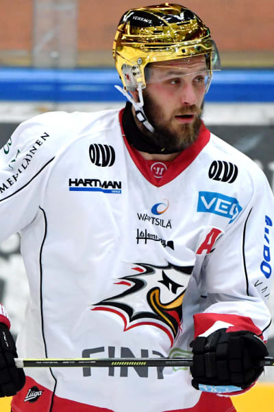 Sports guldhjälm Jonne Virtanen.
