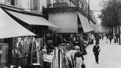 Varuhuset Aux Elegants på Avenue de Maine i Paris, gatuförsäljning, 1915