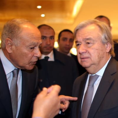 Arabförbundets generalsekreterare Ahmed Abdoul Gheit och FN:s generalsekreterare Antonio Guterres träffades i Egypten.