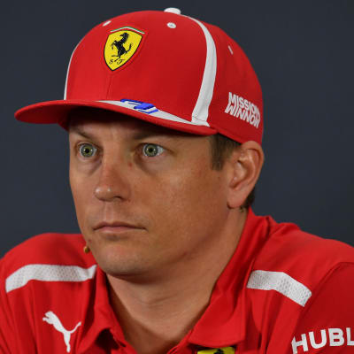 Kimi Räikkönen under en presskonferens.