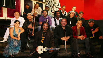 Los Van Van kubansk salsaorkester