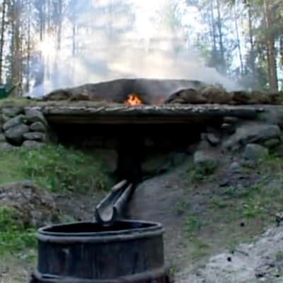 Tjärbränning i Puro år 2006