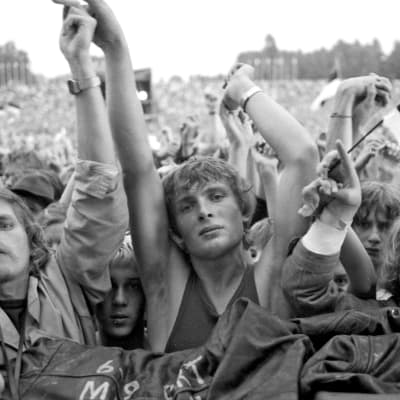 Rock Summer -festivaalin yleisöä Tallinnassa 1988