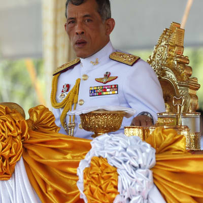 Kronprins Maha Vajiralongkorn vid en kunglig ceremoni i maj 2015.