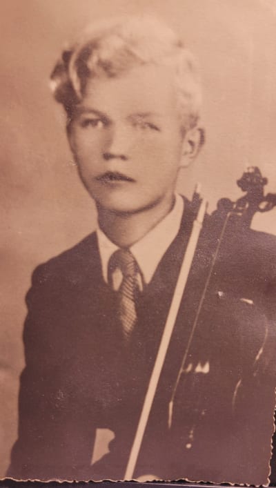 Pentti Savolainen 14-vuotiaana.