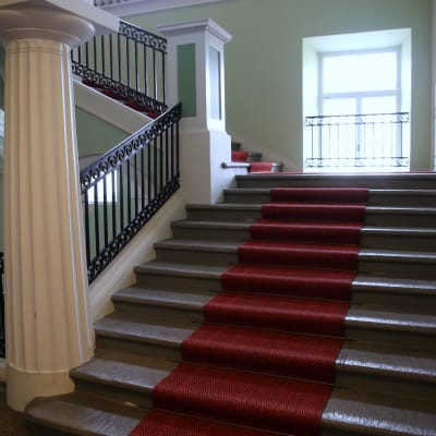 valtioneuvoston linna eugen schauman nikolai bobrikov murhapaikka muistokyltti