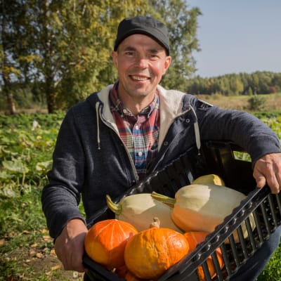 Perhon Liiketalousopiston lehtorin Jarmo Åken mielestä maaseudun voi tuoda kaupunkiin.