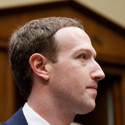 Facebookin toimitusjohtaja Mark Zuckerbergin sivuprofiilikuva