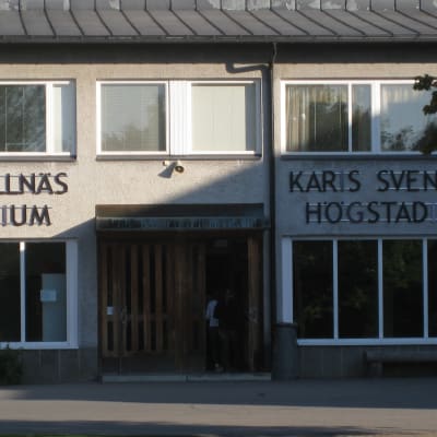 Karis-Billnäs gymnasium och Karis svenska högstadium