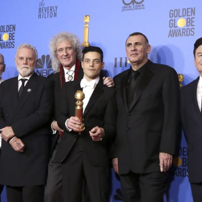 Queen, Rami Malek, Mike Myers och Graham King vann pris för bästa film med Bohemian Rhapsody.