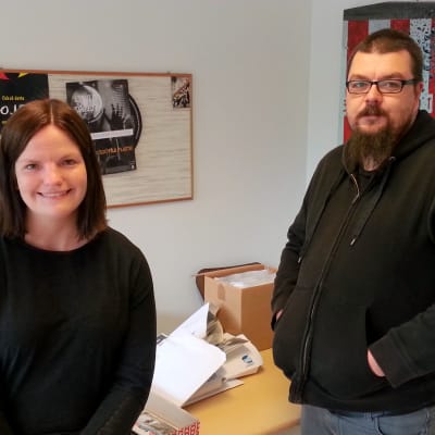 Caroline Mård och Jonas Rönnqvist.