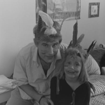 På bilden Mark Levengood och Matilda Gyllenberg under inspelningarna av "Min Göran och hans Jens".