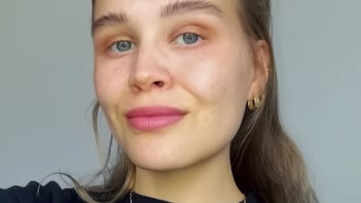 Emma Levo.