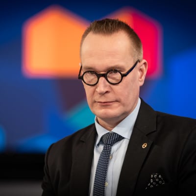 Eduskuntatukimuksen keskuksen johtaja Markku Jokisipilä.