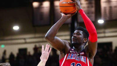 Ayton, Basketball