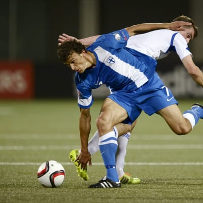 Roman Eremenko gjorde 3-1 i Torshavn.