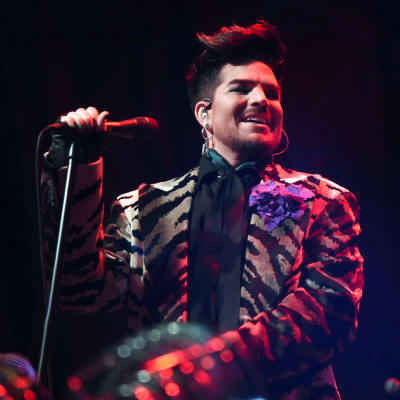 Adam Lambert i Queen live 22 november 2019 i Pittsburgh USA.